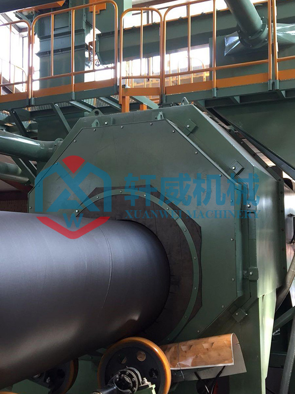 Steel pipe outer wall shot blasting